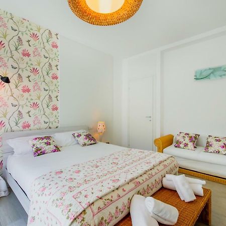 Victoria Apartment Côme Esterno foto