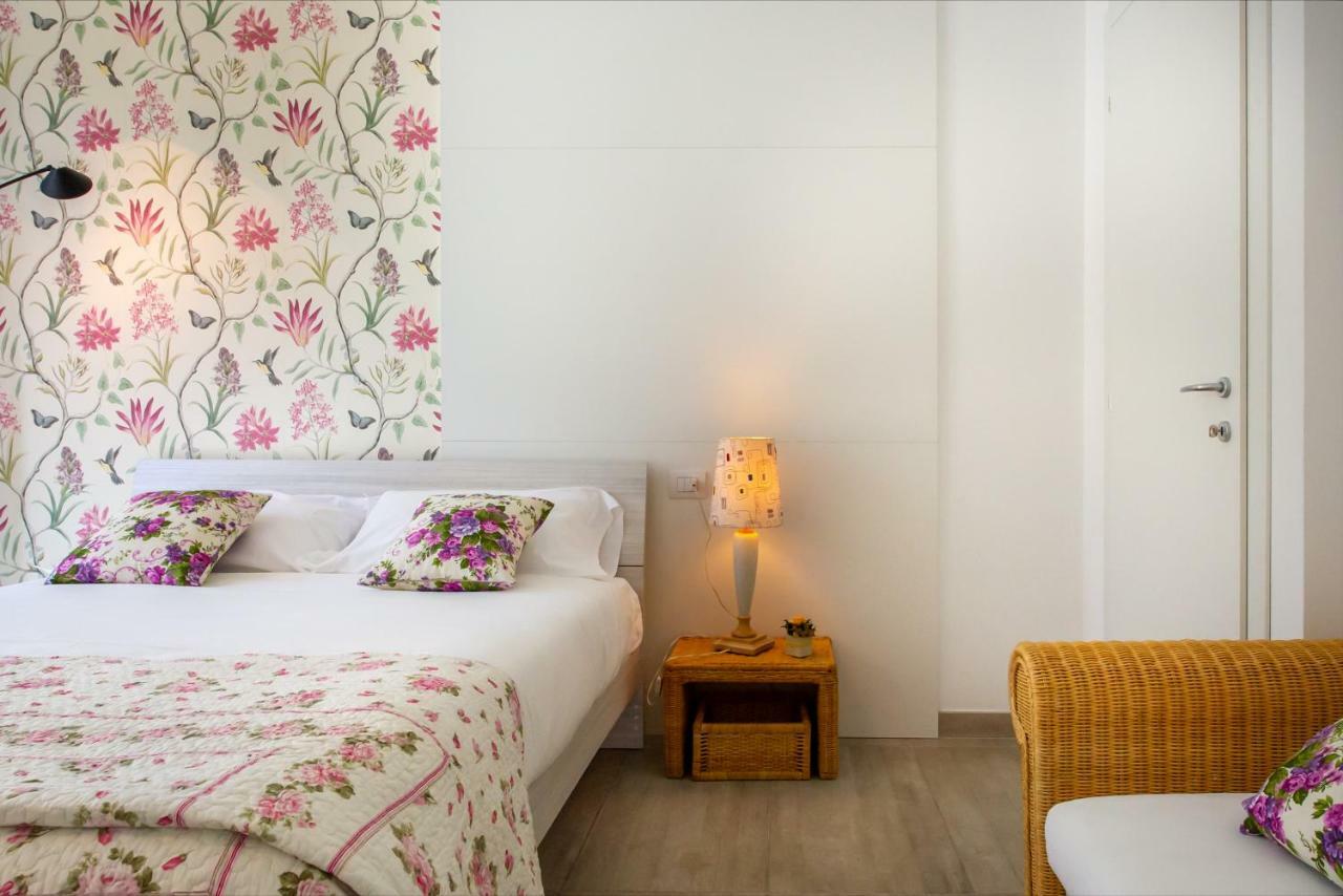 Victoria Apartment Côme Esterno foto
