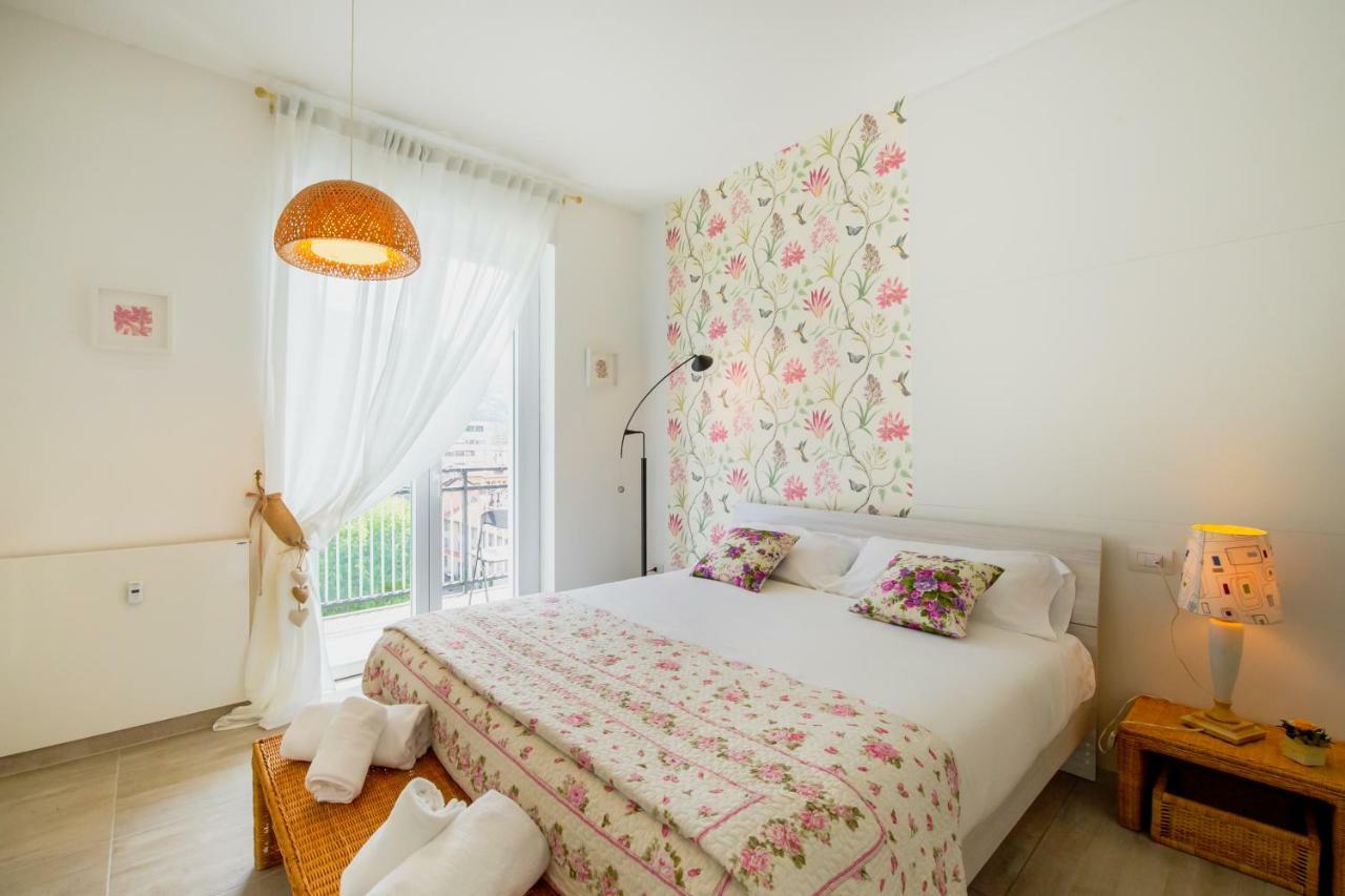 Victoria Apartment Côme Esterno foto